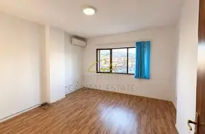 AMBIENT BIZNESI ME QIRA 75 M2 RUGA E KOSOVAREVE 60.000 LEKE