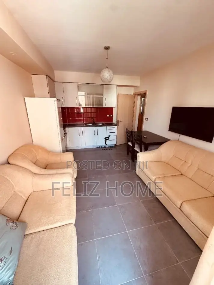 APARTAMENT ME QERA 1+1 RRUGA E DIBRES 45.000 LEKE