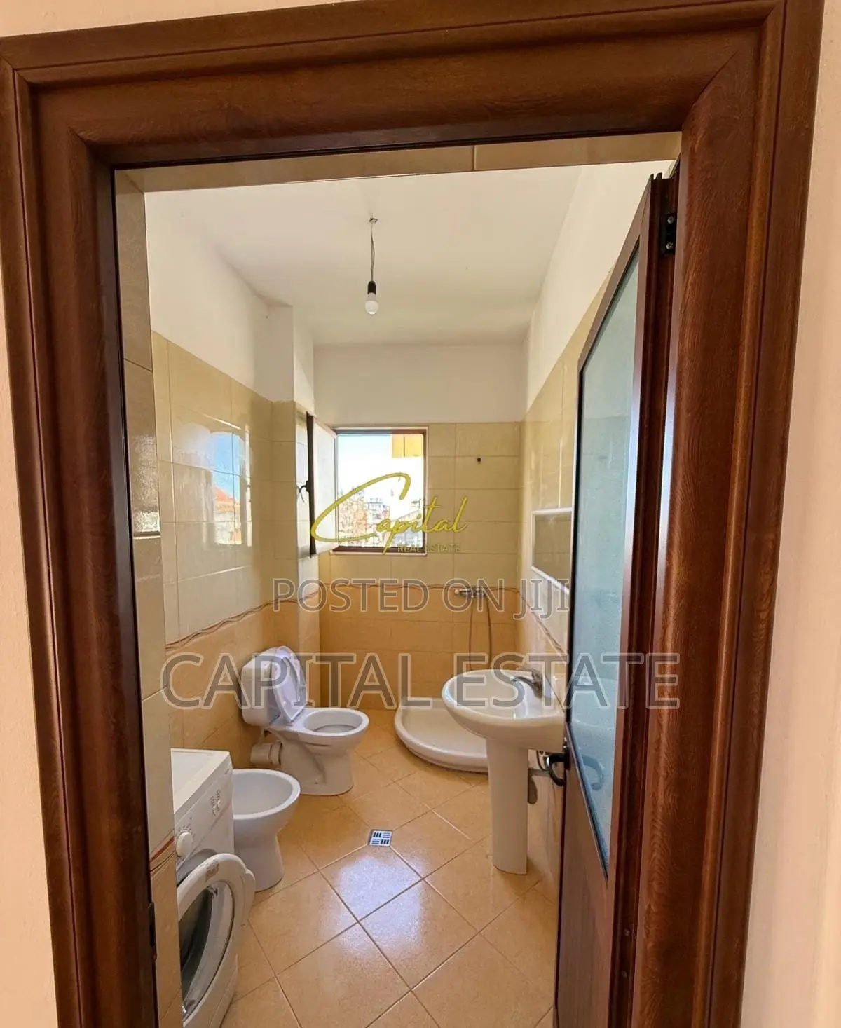 APARTAMENT ME QIRA 1+1 21 DHJETORI 450 EURO