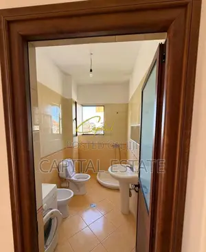 APARTAMENT ME QIRA 1+1 21 DHJETORI 450 EURO