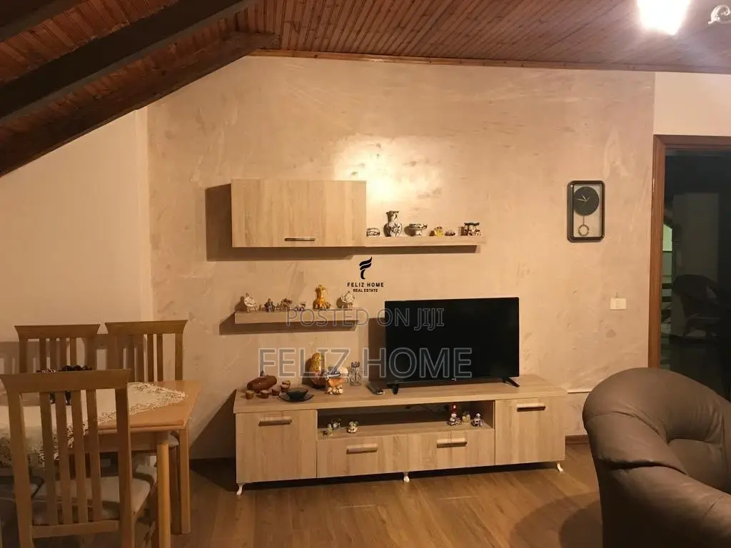 APARTAMENT ME QERA 3+1 XHAMLLIK 60.000 LEKE