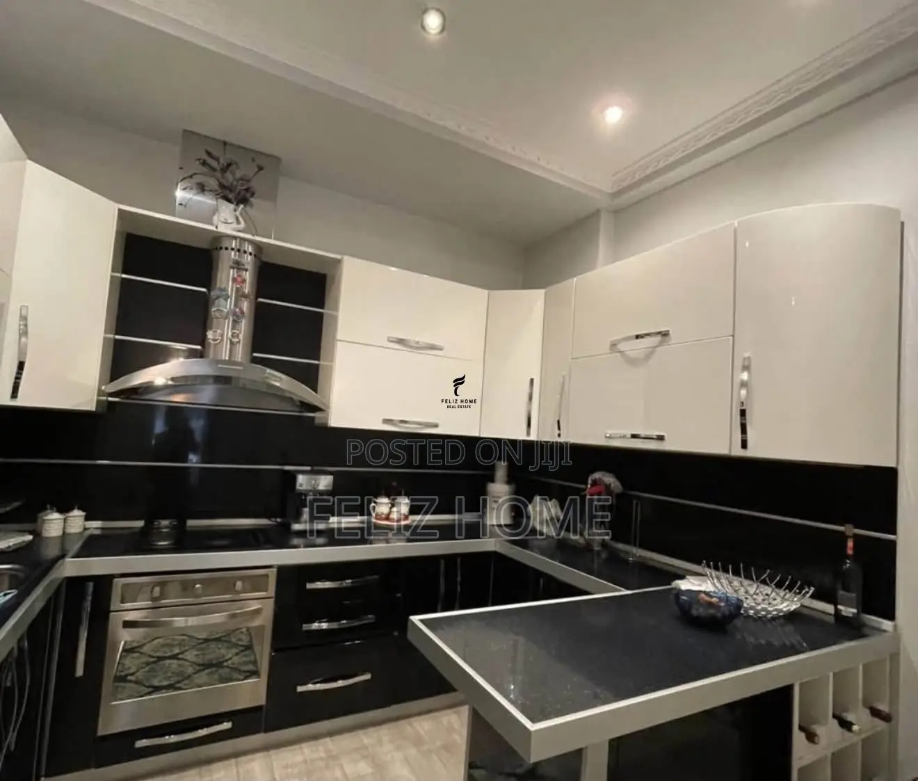 APARTAMENT ME QERA 3+1 ISH PARKU 120.000 LEKE