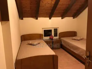 APARTAMENT ME QERA 3+1 XHAMLLIK 60.000 LEKE