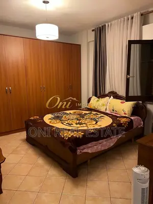 Apartment to rent Komuna e Parisit - Kristal Center (Tirana - city)