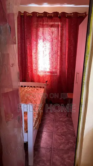 APARTAMENT ME QERA 2+1 MYSLYM SHYRI 65.000 LEKE