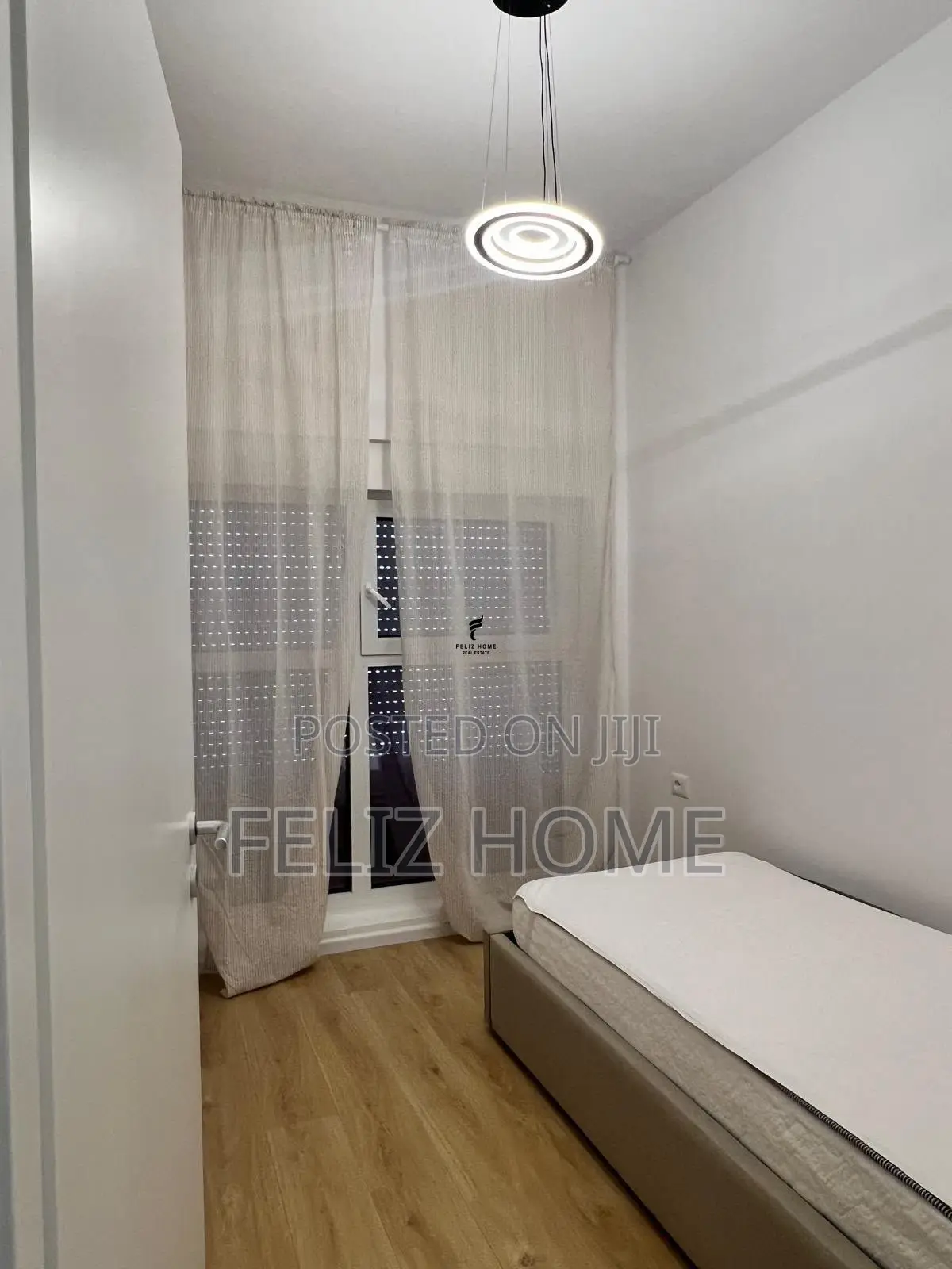 APARTAMENT ME QERA 2+1 ALI DEMI 50.000 LEKE