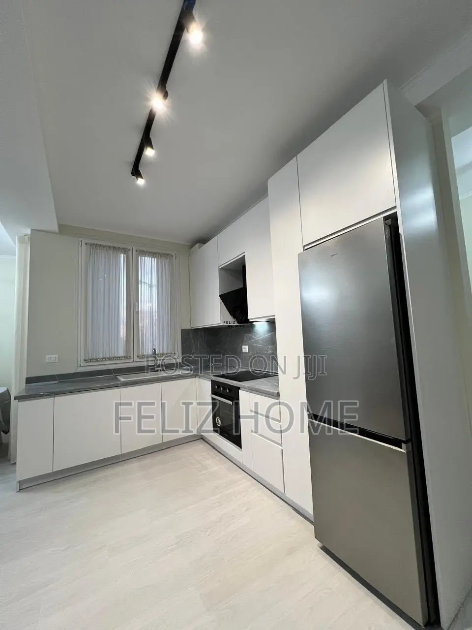 APARTMENT ME QERA 2+1+2 ISH FUSHA AVIACIONIT 75.000 LEKE
