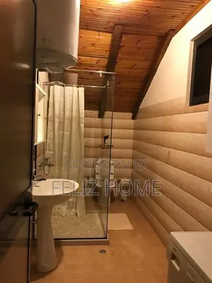 APARTAMENT ME QERA 3+1 XHAMLLIK 60.000 LEKE