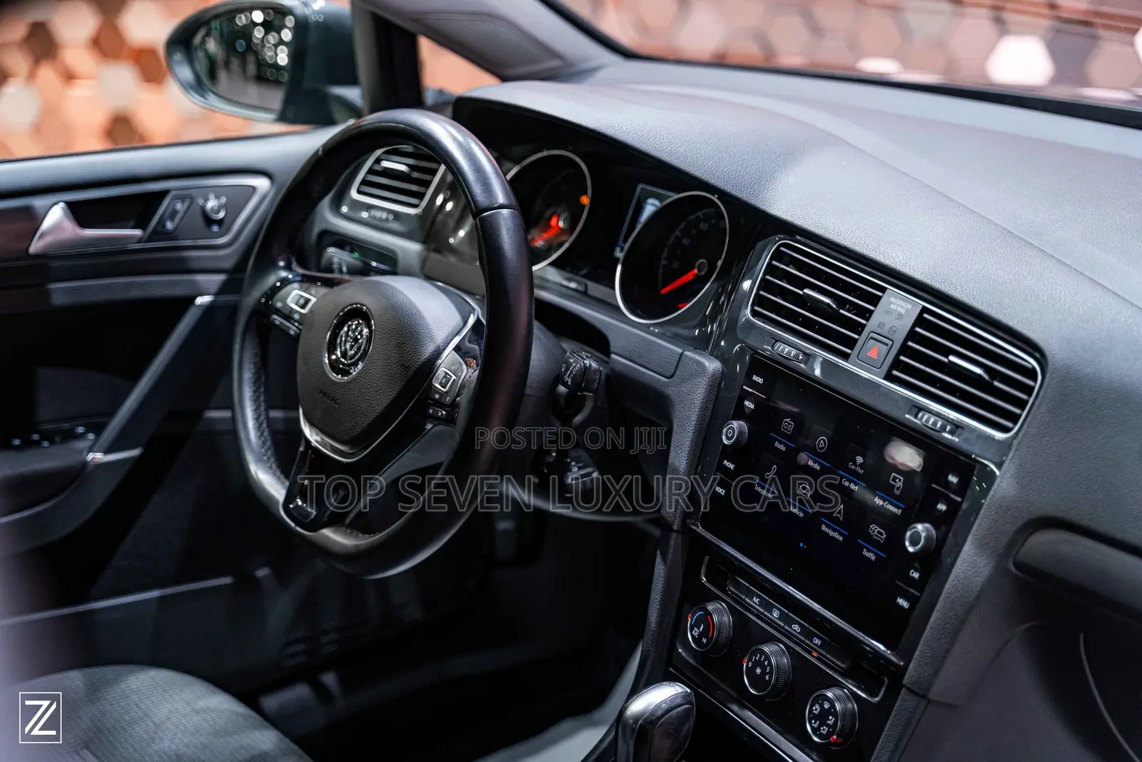 VOLKSWAGEN GOLF 7
