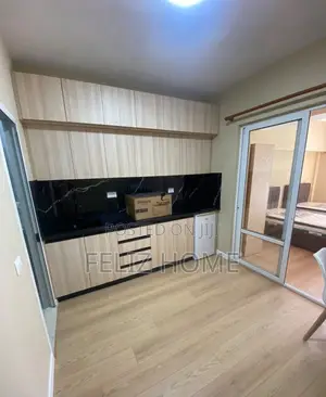 GARSONIEREN ME QERA 30 M2 21 DHJETORI 48.000 LEKE