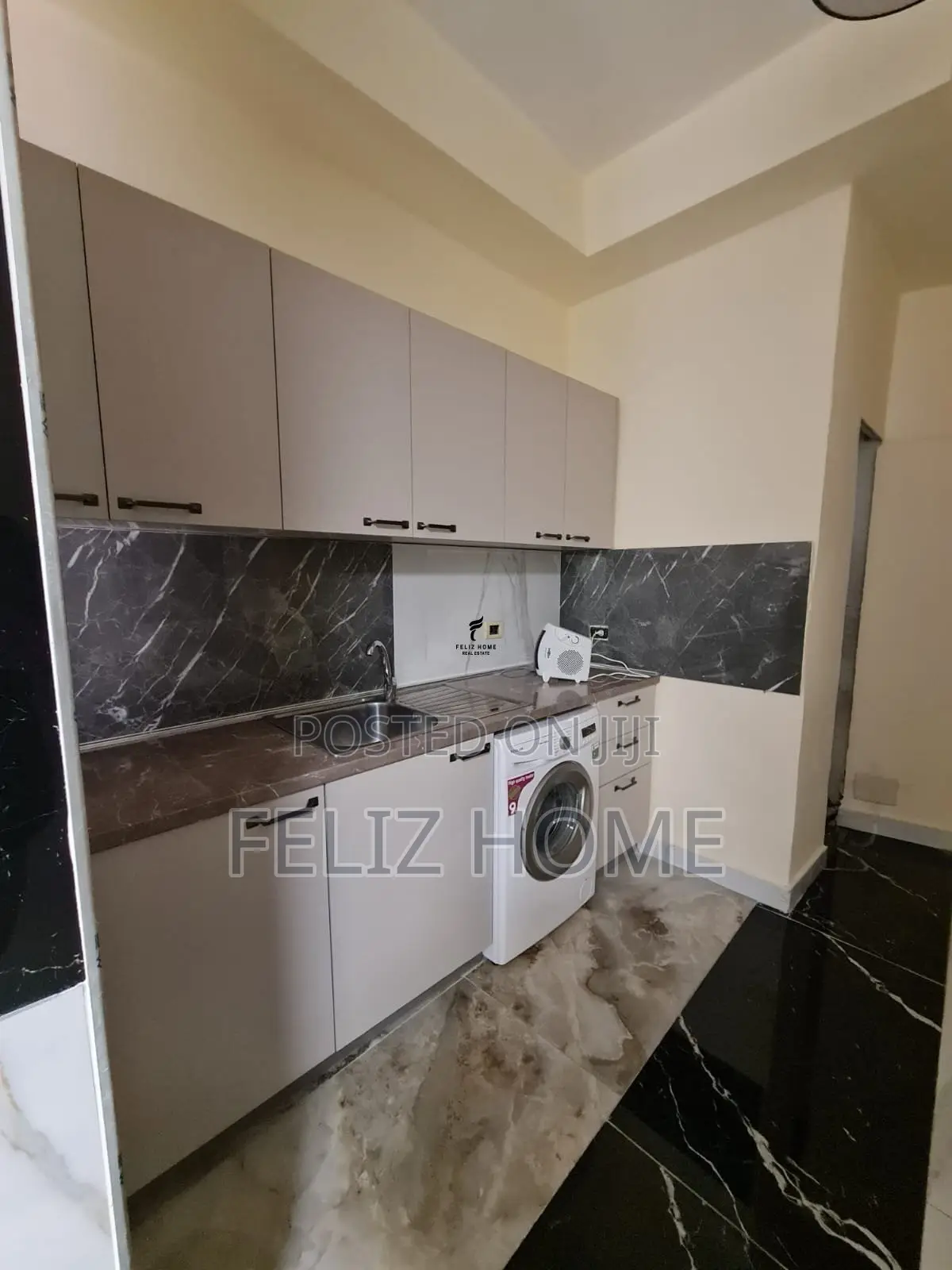 APARTAMENT ME QERA 1+1 ALI DEMI 40.000 LEKE