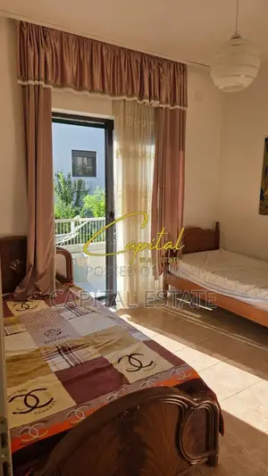 APARTAMENT ME QIRA 2+1 ALI DEMI 40.000 LEKE