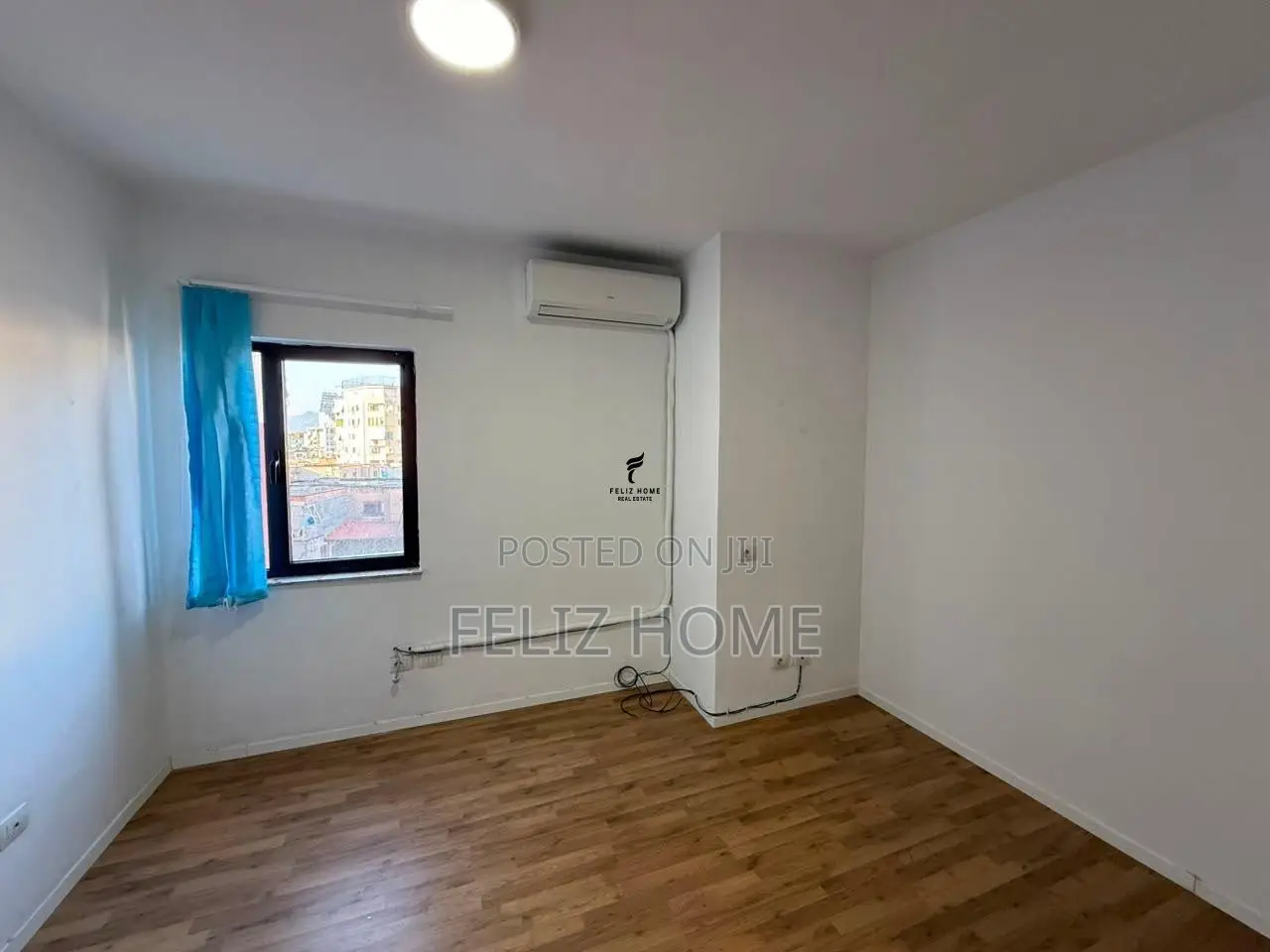 ZYRE ME QERA 75 M2 RRUGA E KOSOVAREVE 60.000 LEKE