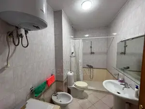 ZYRE ME QERA 75 M2 RRUGA E KOSOVAREVE 60.000 LEKE