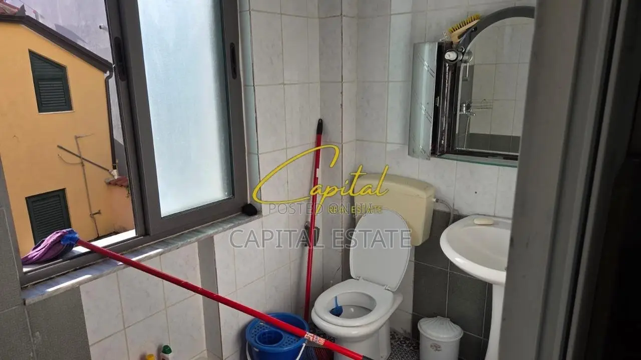 APARTAMENT ME QIRA 2+1 ALI DEMI 40.000 LEKE