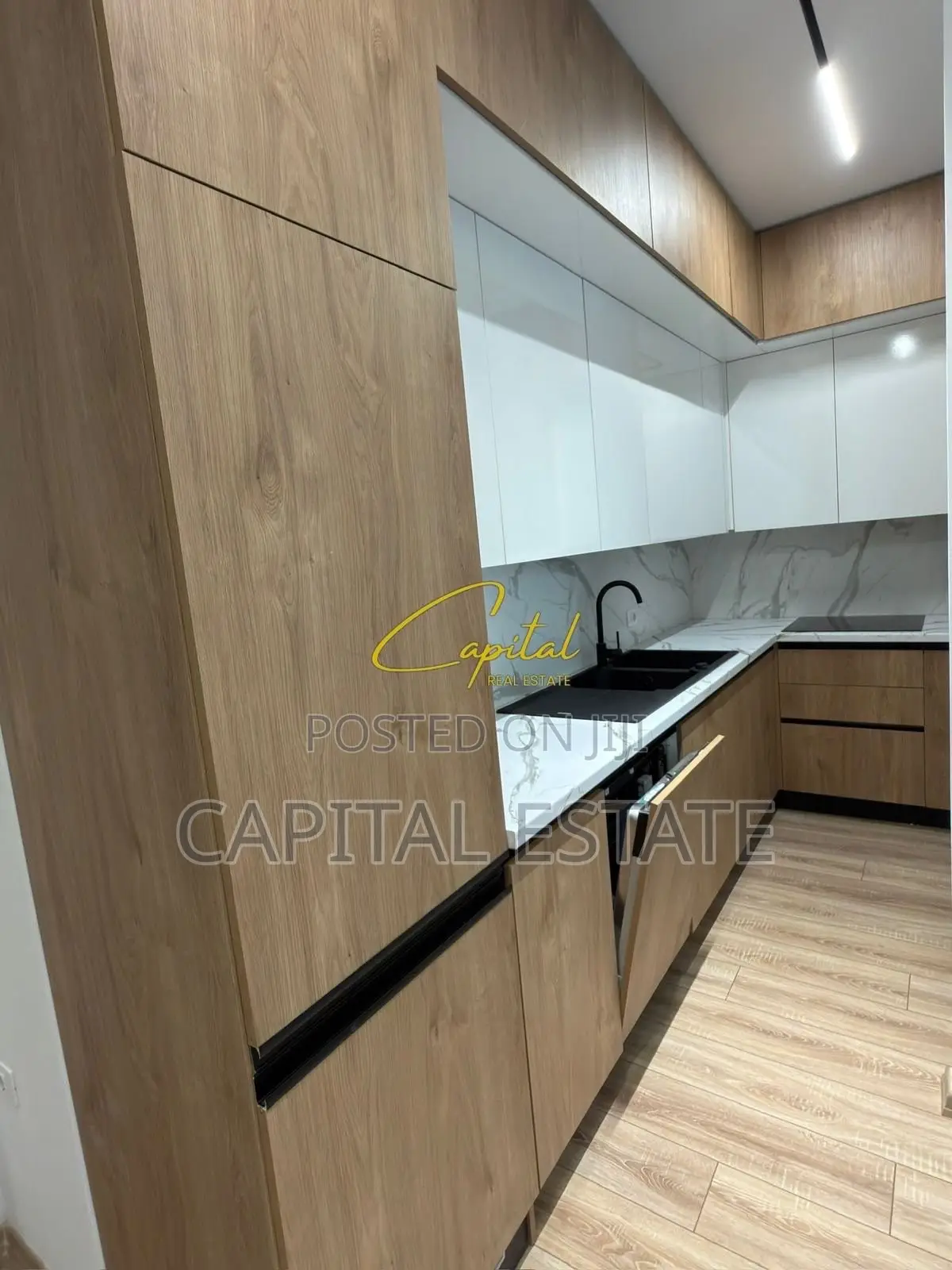 APARTAMENT ME QIRA 2+1 KOMUNA E PARISIT 1.200 EURO