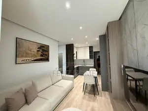 APARTAMENT ME QERA 1+1 MINE PEZA 1.300 EURO