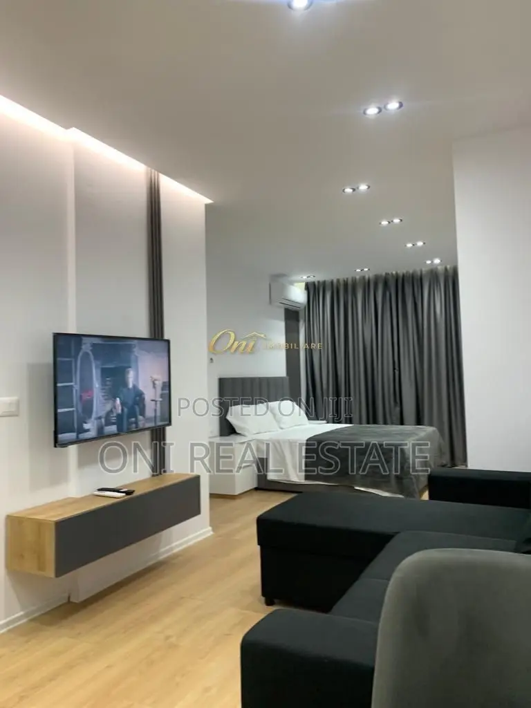 Hotel to rent Center (Tirana - city)