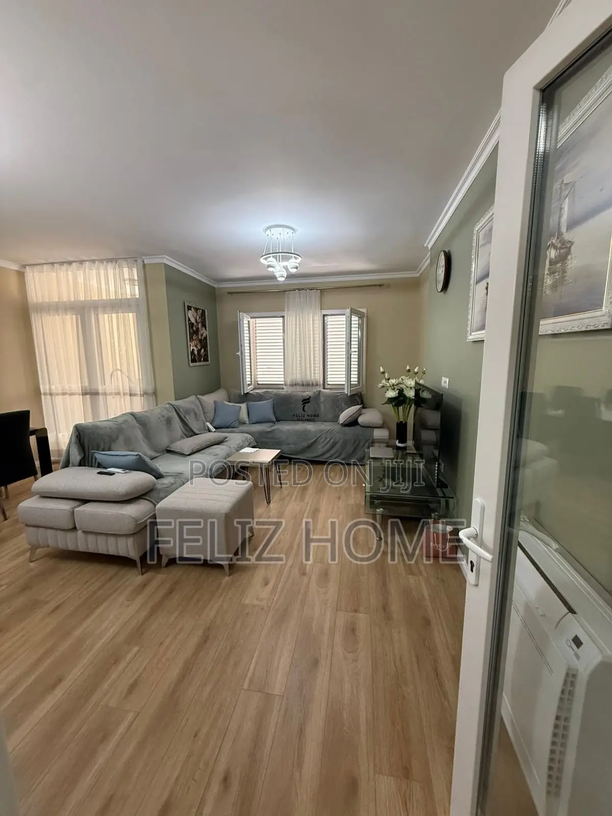 APARTAMENT ME QERA 2+1+2 KOMUNA E PARISIT 100.000 LEKE
