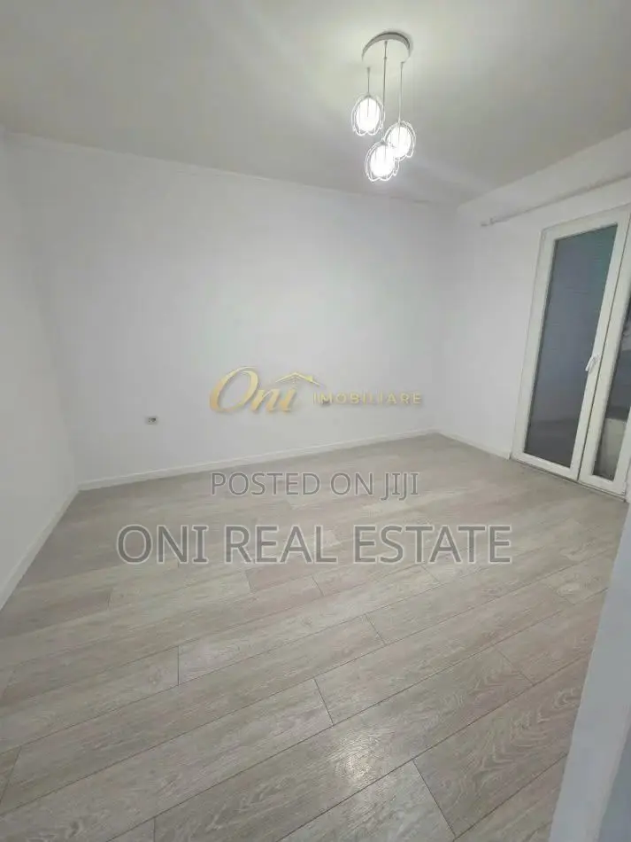 Office to rent Kavaja Str. - 21 Dhjetori (Tirana - city)