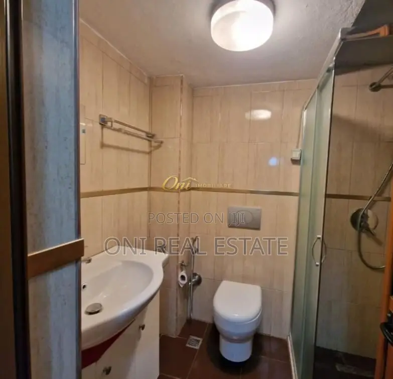 Apartment to rent Center (Tirana - city)