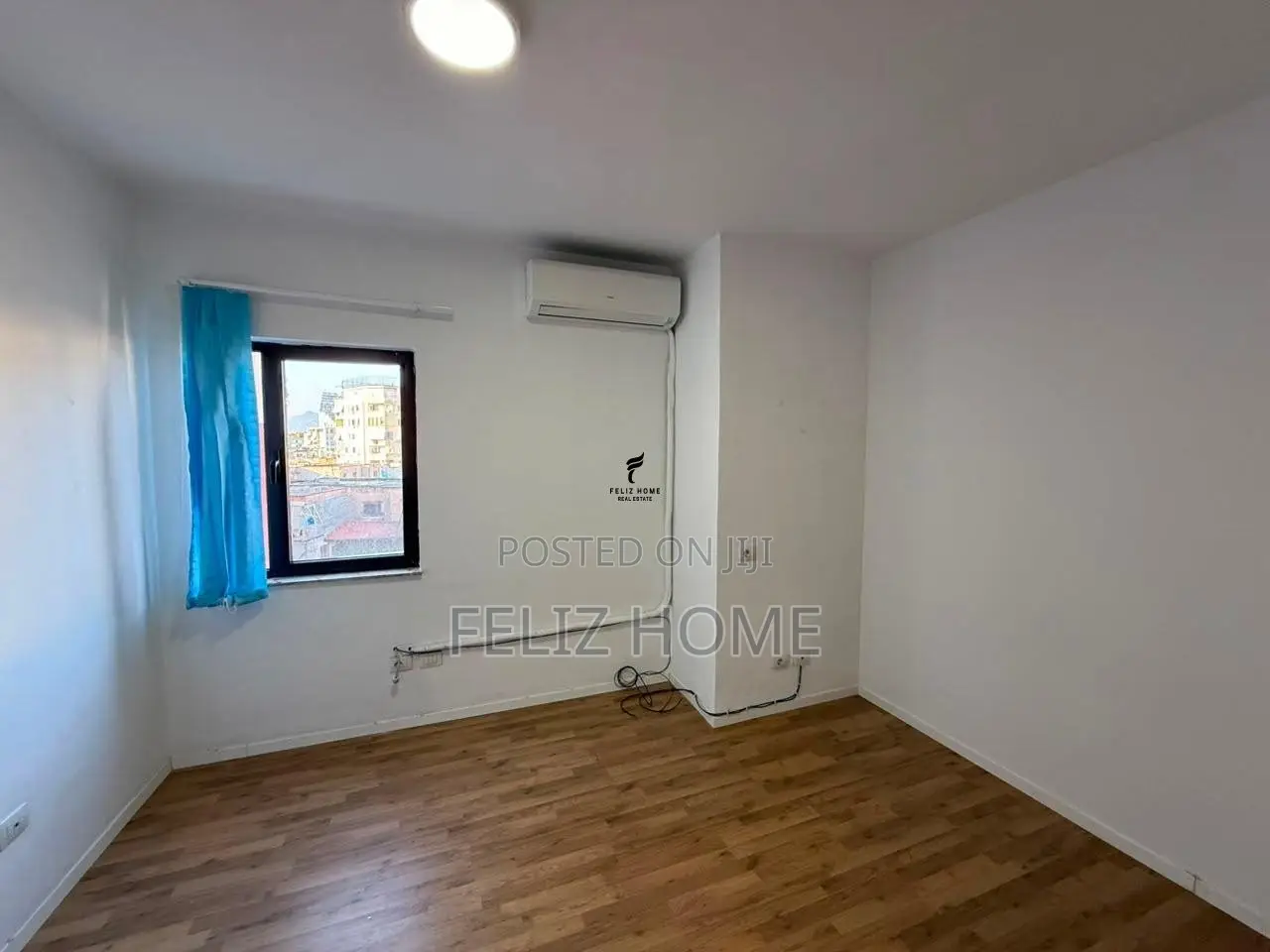 ZYRE ME QERA 75 M2 RRUGA E KOSOVAREVE 60.000 LEKE