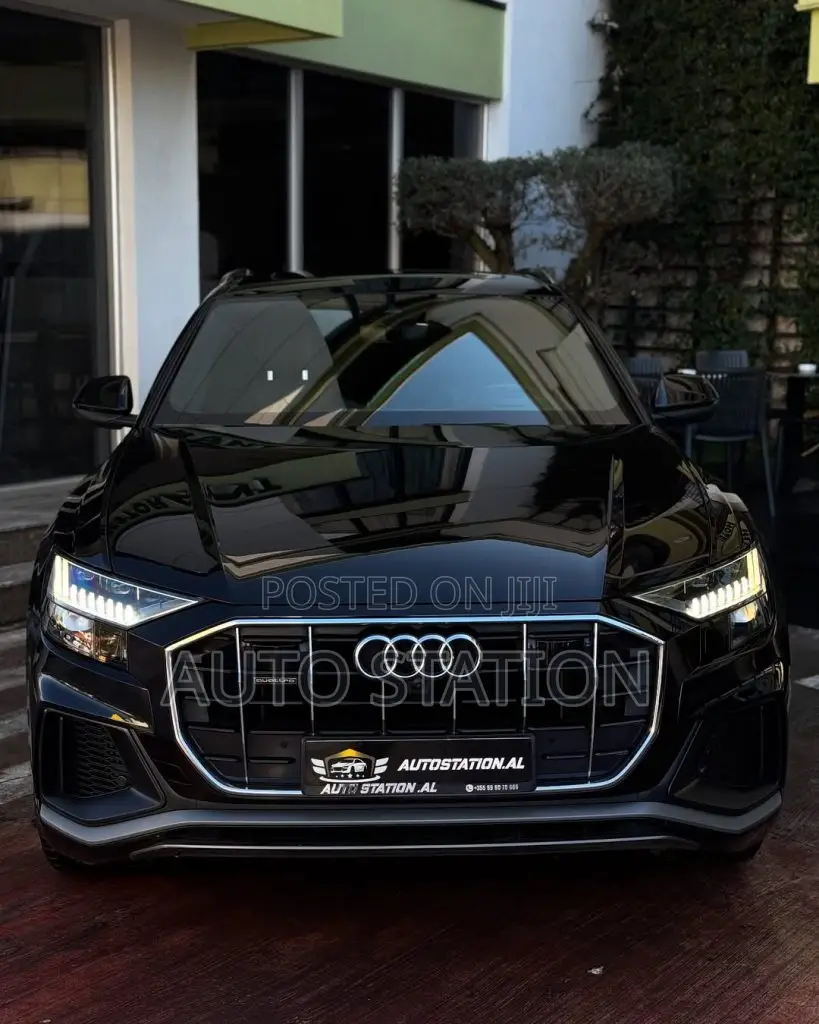 Audi Q8 S Line