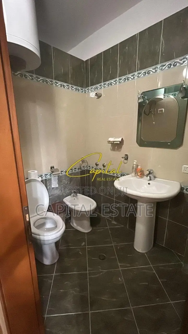 APARTAMENT ME QIRA 2+1+2 ALI DEMI 60.000 LEKE