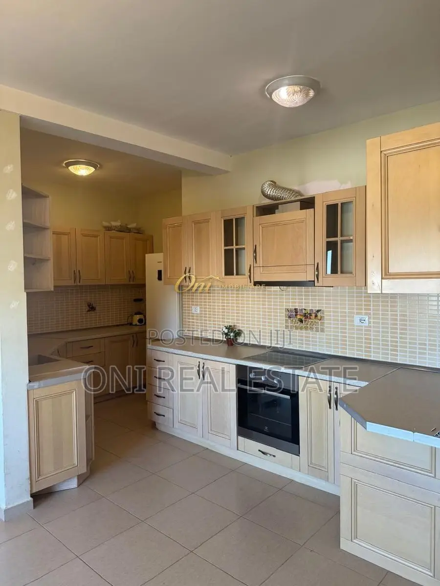 Apartment for sale Dry Lake - Botanical Garden - Zoo (Tirana - city)