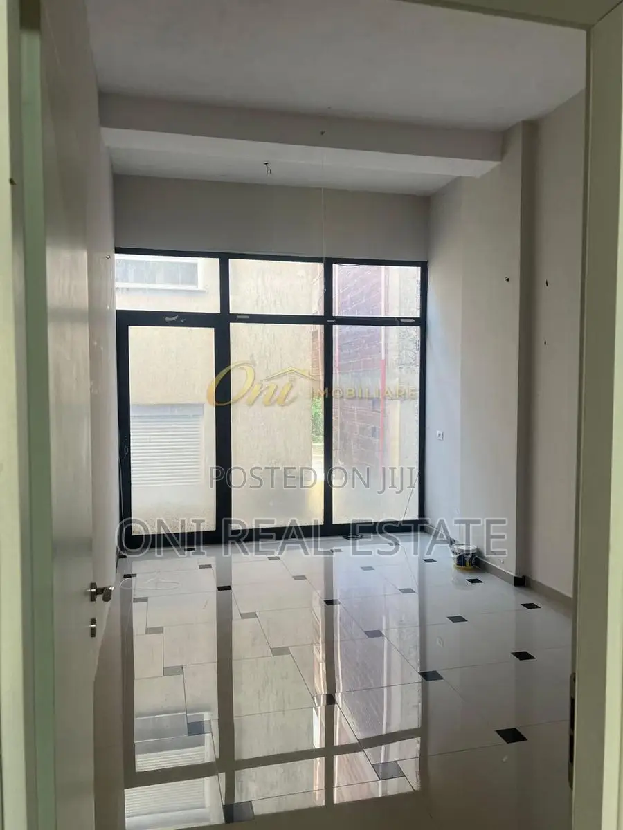 Office to rent Astiri - Unaza e Re (Tirana - city)