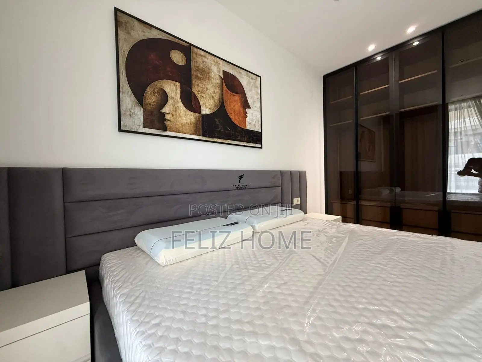 APARTAMENT ME QERA 1+1 MINE PEZA 1.300 EURO