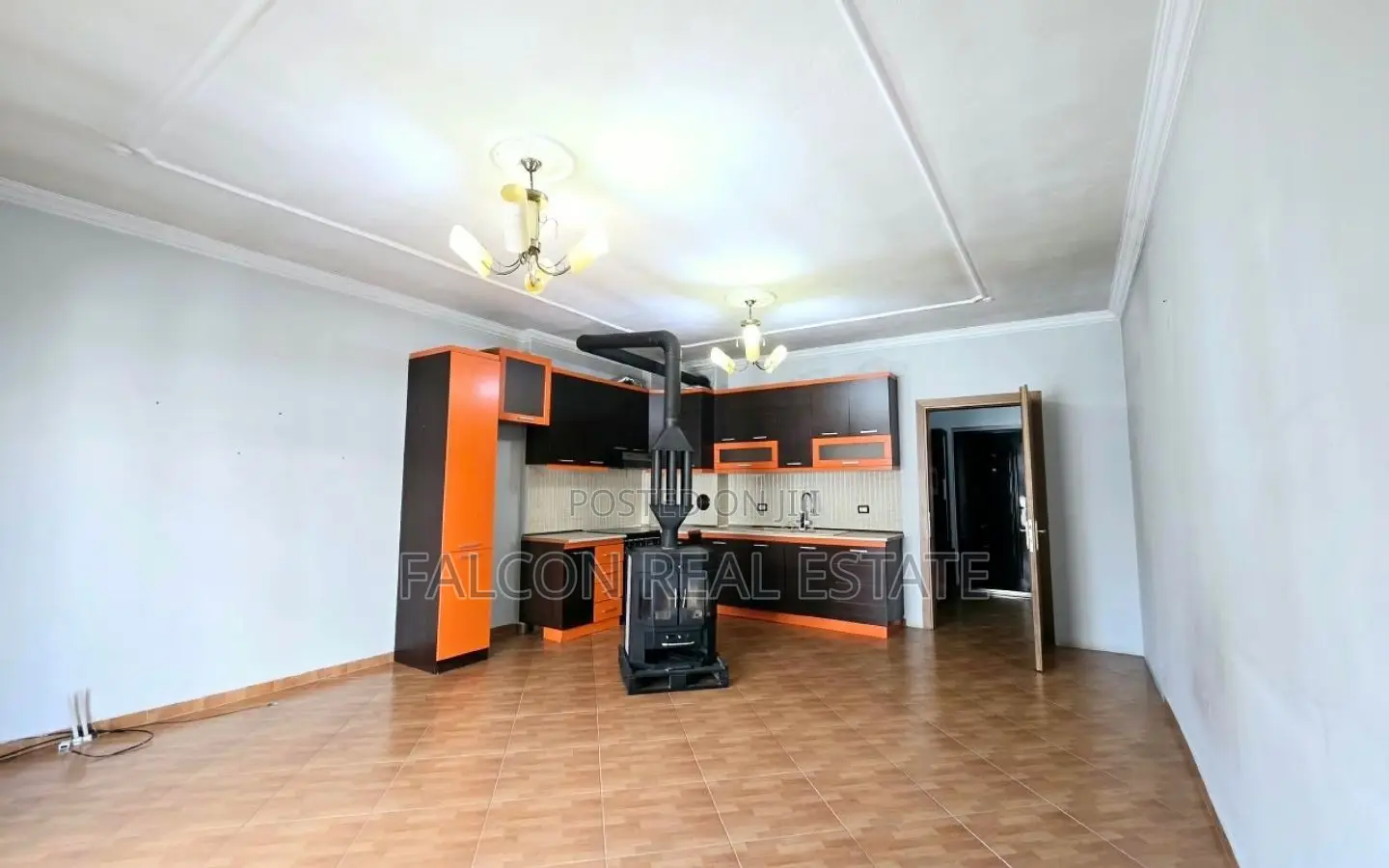Jepet me Qira apartament 2+1,Lagjia 18-Korce!
