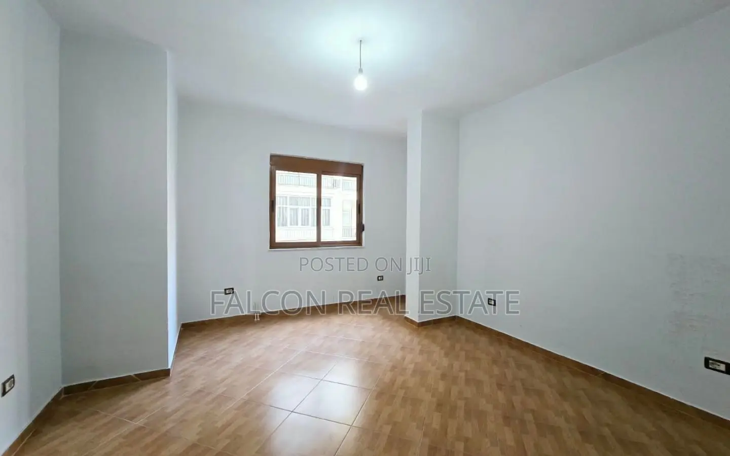 Jepet me Qira apartament 2+1,Lagjia 18-Korce!