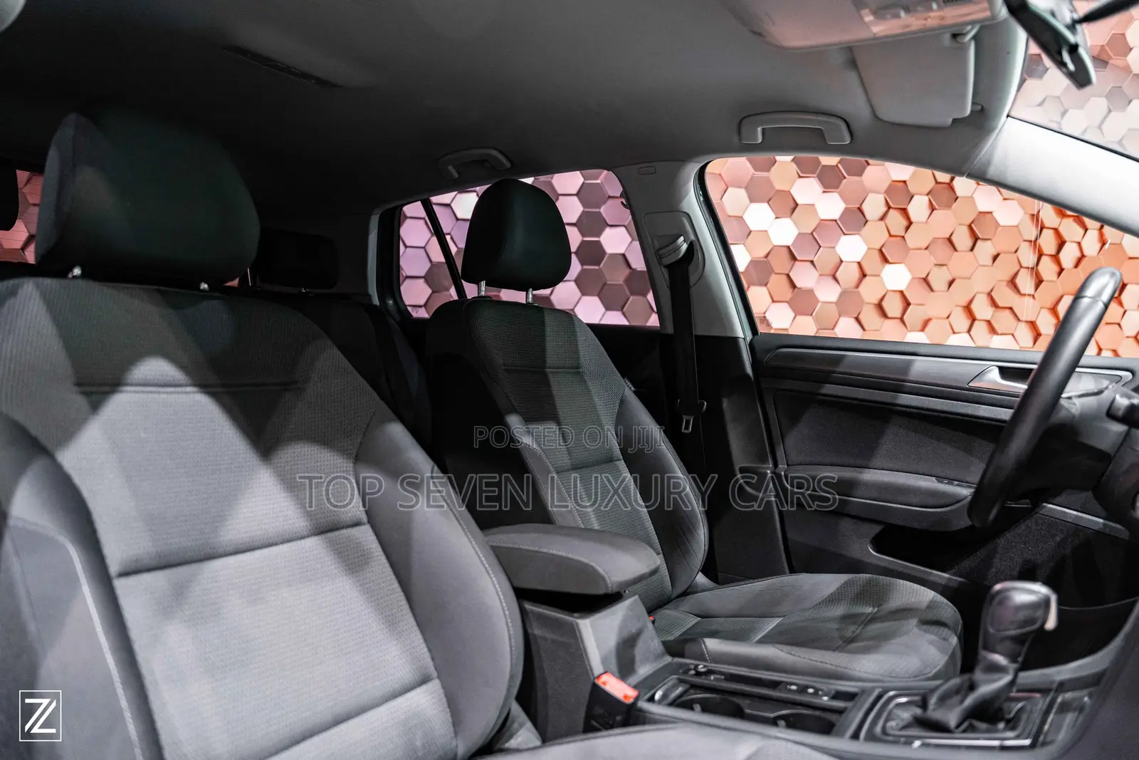 VOLKSWAGEN GOLF 7