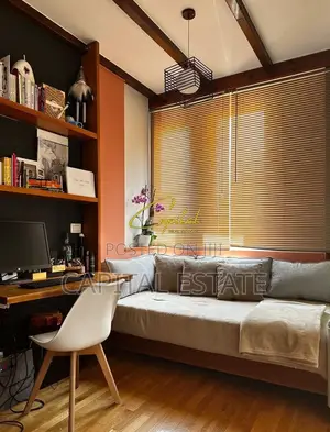 APARTAMENT TRIPLEX ME QIRA 2+1 PALLATI I BRIGADAVE 1.100 EURO