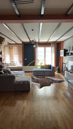 APARTAMENT TRIPLEX ME QIRA 2+1 PALLATI I BRIGADAVE 1.100 EURO