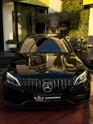 Mercedes Benz C63 AMG