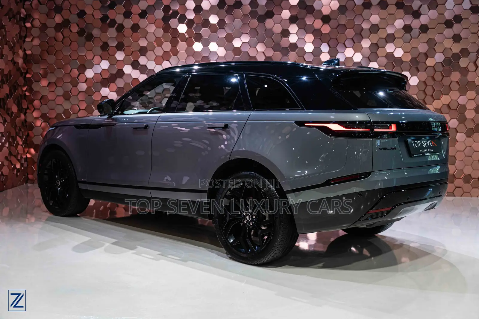 RANGE ROVER VELAR