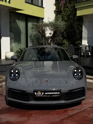 Porsche 911 (922) Targa 4