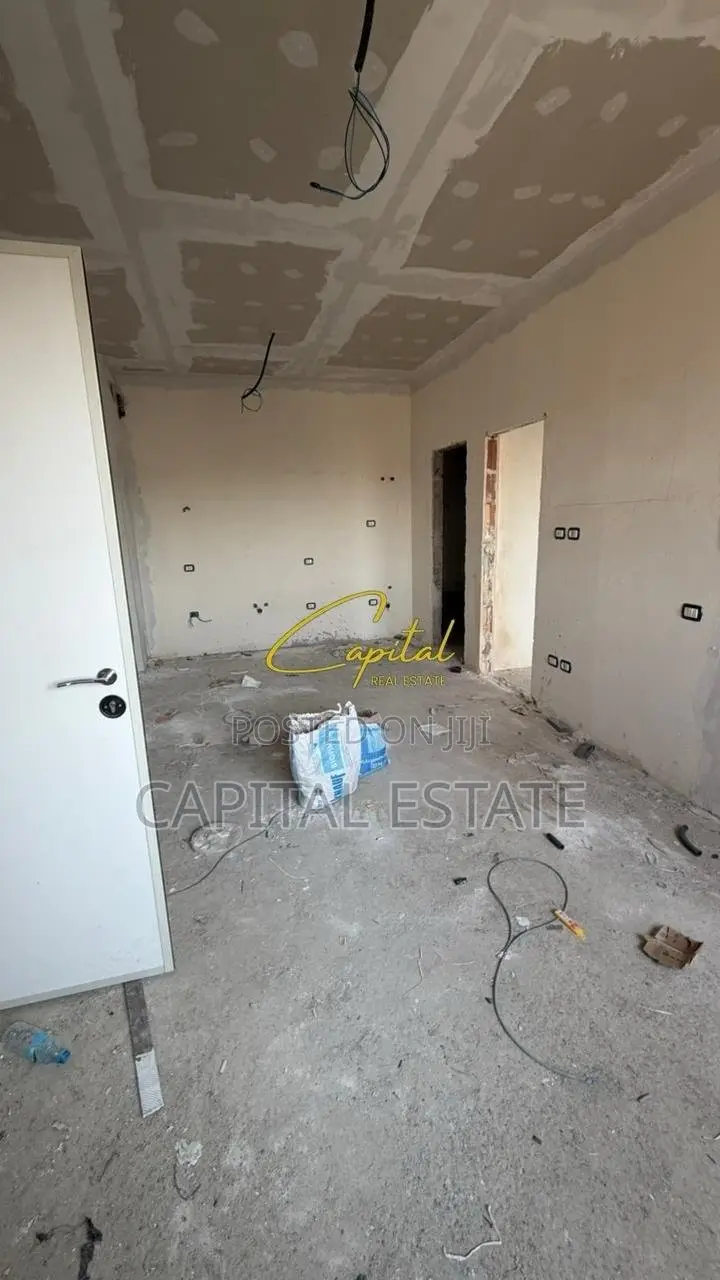 SHITET APARTAMENT 1+1 RRUGA E KAVAJES 105.000 EURO