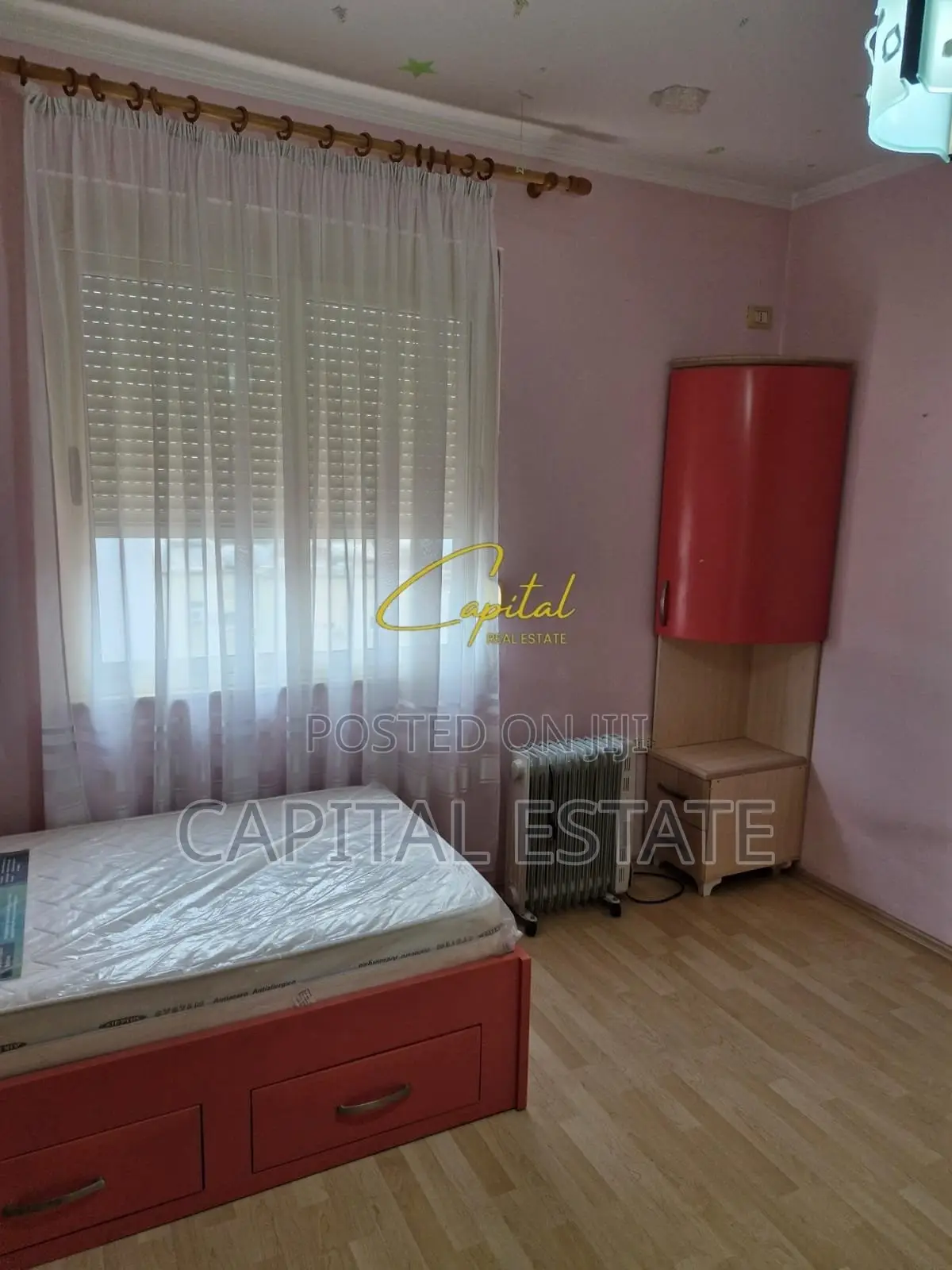 APARTAMENT ME QIRA 2+1 KOMUNA E PARISIT 750 EURO