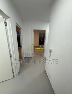 ZYRE ME QIRA 110 M2 RRUGA E DIBRES 40.000 LEKE
