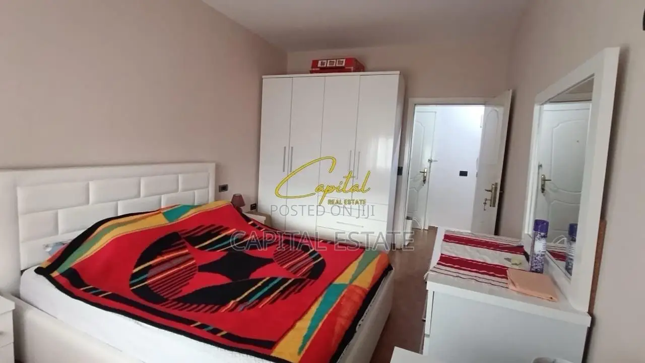 APARTAMENT EM QIRA 1+1 ISH TREGU ELEKTRIK 40.000 LEKE