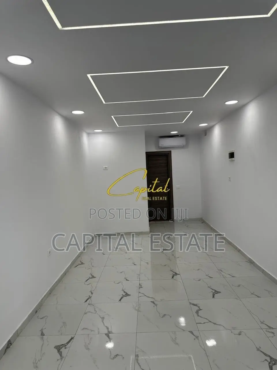 DYQAN ME QIRA 31 M2 AMBASADA AMERIKANE 400 EURO