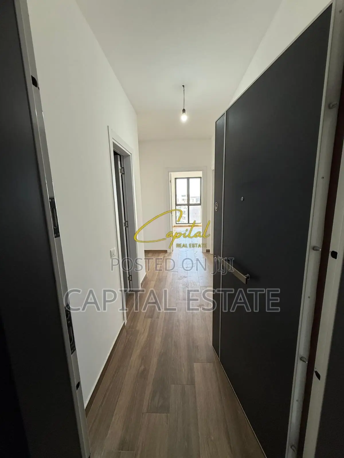ZYRE ME QIRA 81 M2 KOMPLEKSI FARMACIA 10 500 EURO