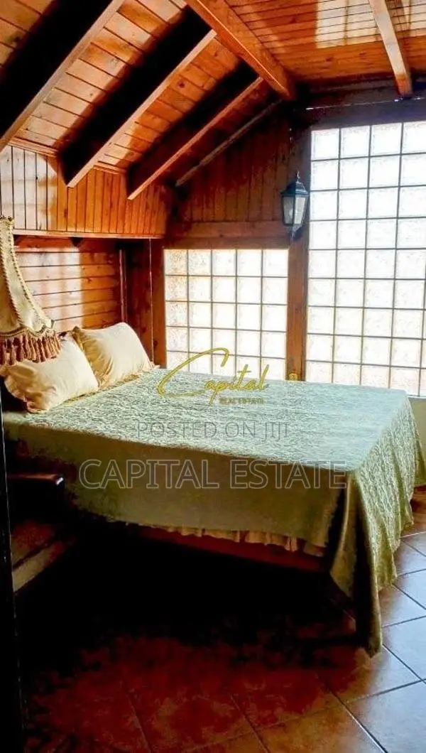 APARTAMENT ME QIRA 2+1 RRUGA E DIBRES 80.000 LEKE