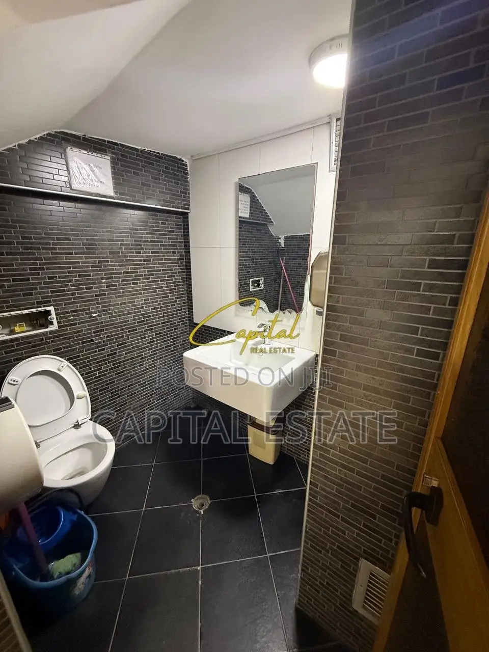 SHITET AMBIENT BIZNESI 147 M2 RRUGA E ELBASANIT 530.000 EURO
