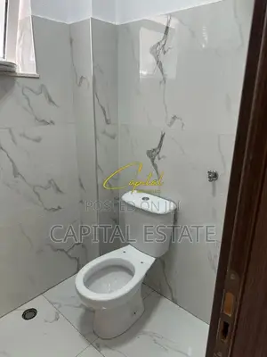 DYQAN ME QIRA 31 M2 AMBASADA AMERIKANE 400 EURO