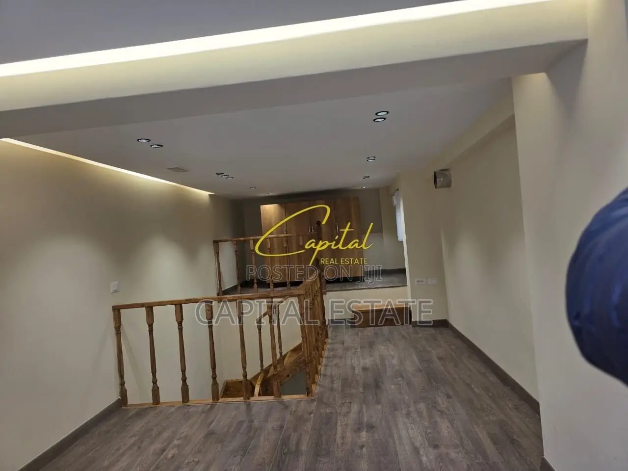 AMBIENT BIZNESI ME QIRA 55 M2 ASTIR 40.000 LEKE