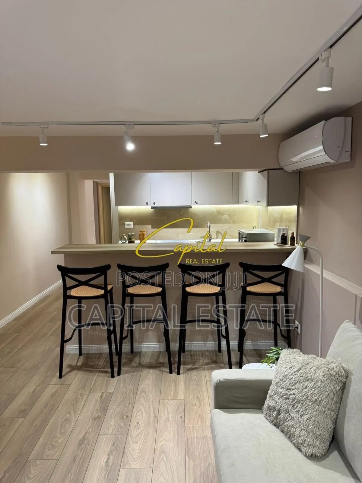 APARTAMENT ME QIRA 2+1 RRUGA ALI VISHA 65.000 LEKE